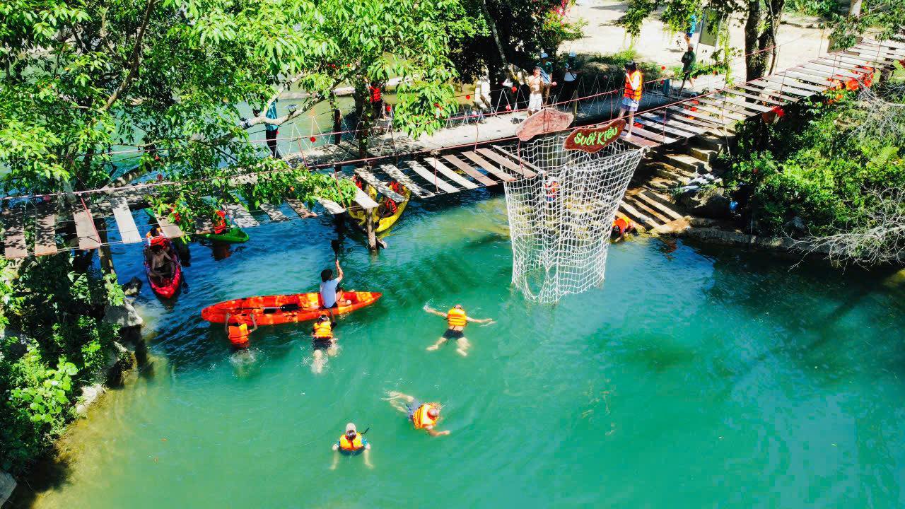 Cảnh quan Sơn Kiều
